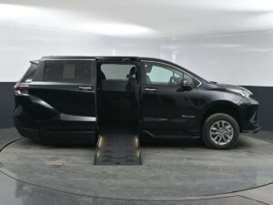 Black Toyota Sienna with BraunAbility Side Entry Automatic Fold Out conversion