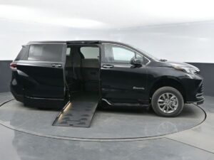 Black Toyota Sienna with BraunAbility Side Entry Automatic Fold Out conversion