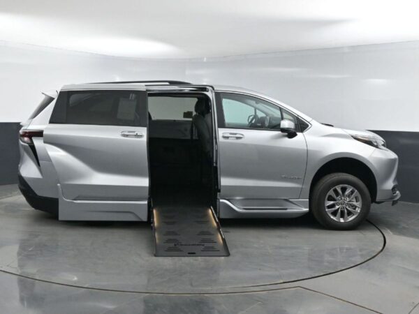 Silver Toyota Sienna with BraunAbility Side Entry Automatic In Floor conversion