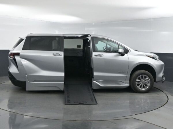 Silver Toyota Sienna with BraunAbility Side Entry Automatic In Floor conversion