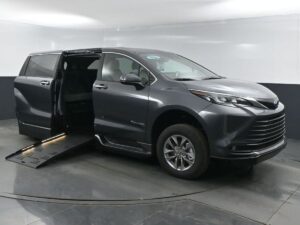 Grey Toyota Sienna with BraunAbility Side Entry Automatic Fold Out conversion