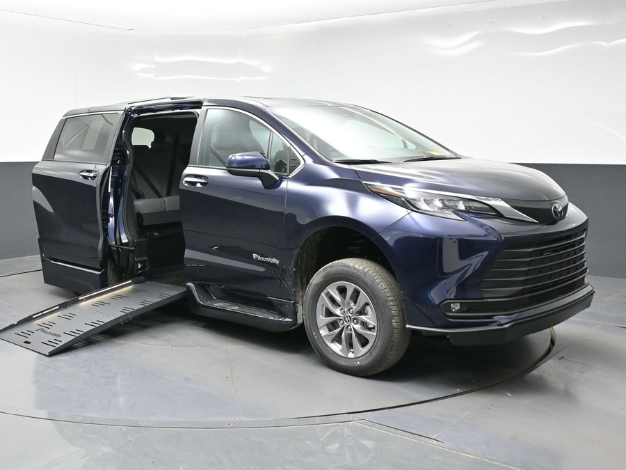 Blue Toyota Sienna with BraunAbility Side Entry Automatic Fold Out conversion