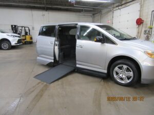 Silver Honda Odyssey with Vantage Mobility Side Entry Automatic In Floor conversion