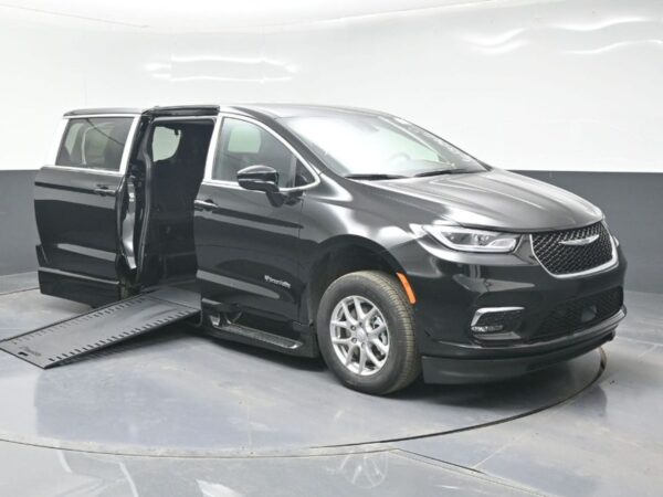 Black Chrysler Pacifica with BraunAbility Side Entry Automatic In Floor conversion