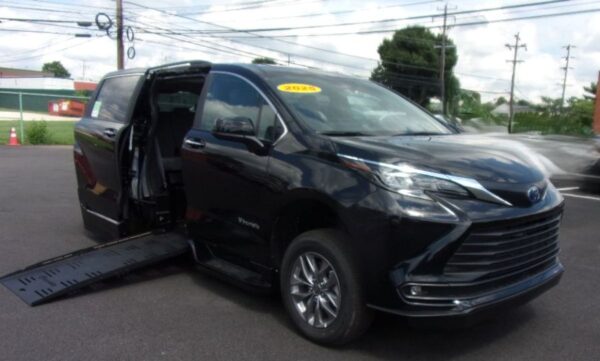 Black Toyota Sienna with BraunAbility Side Entry Automatic Fold Out conversion