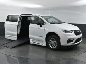 White Chrysler Pacifica with BraunAbility Side Entry Automatic In Floor conversion