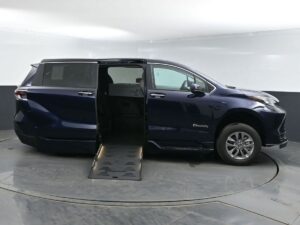 Blue Toyota Sienna with BraunAbility Side Entry Automatic Fold Out conversion
