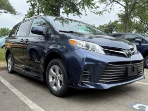 Blue Toyota Sienna with BraunAbility Side Entry Automatic Fold Out conversion