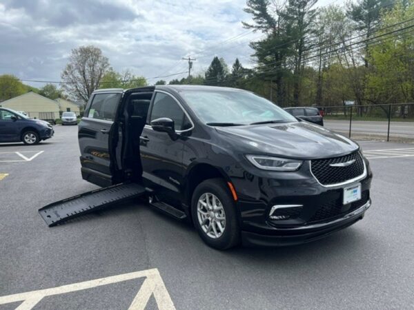 Black Chrysler Pacifica with BraunAbility Side Entry Automatic Fold Out conversion