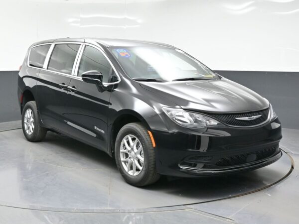Black Chrysler Voyager with BraunAbility Rear Entry Manual Fold Out conversion