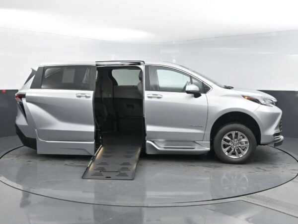 Silver Toyota Sienna with BraunAbility Side Entry Automatic Fold Out conversion