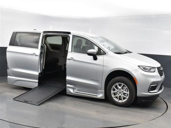 Silver Chrysler Pacifica with BraunAbility Side Entry Automatic In Floor conversion