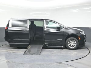 Black Chrysler Pacifica with BraunAbility Side Entry Automatic Fold Out conversion