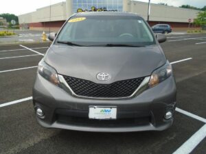 Toyota Sienna with BraunAbility Side Entry Automatic Fold Out conversion