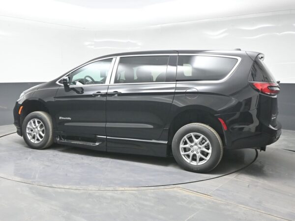 Black Chrysler Pacifica with BraunAbility Side Entry Automatic In Floor conversion