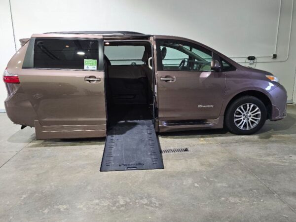Brown Toyota Sienna with BraunAbility Side Entry Automatic Fold Out conversion