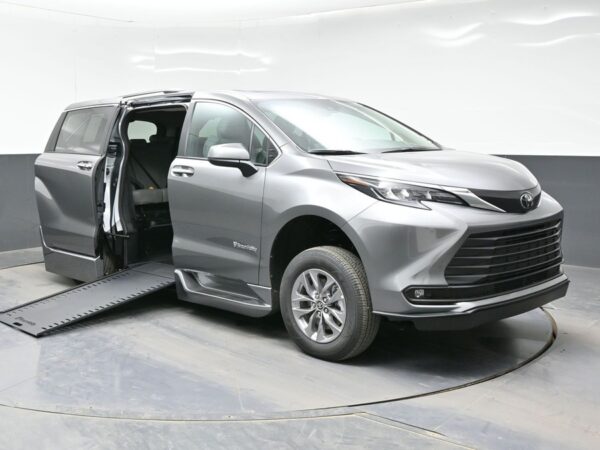 Grey Toyota Sienna with BraunAbility Side Entry Automatic In Floor conversion