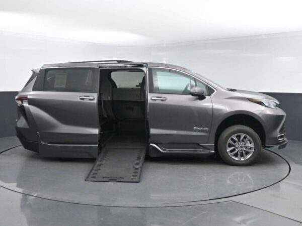 Grey Toyota Sienna with BraunAbility Side Entry Automatic In Floor conversion