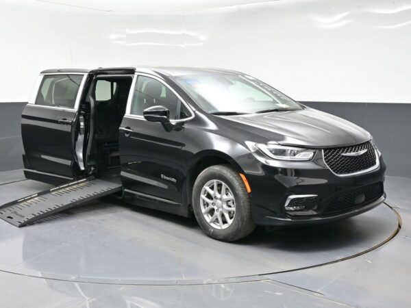 Black Chrysler Pacifica with BraunAbility Side Entry Automatic Fold Out conversion