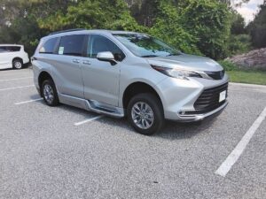 Silver Toyota Sienna with BraunAbility Side Entry Automatic Fold Out conversion