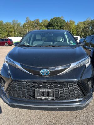 Black Toyota Sienna with Vantage Mobility Side Entry Automatic In Floor conversion