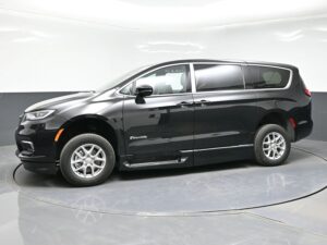Black Chrysler Pacifica with BraunAbility Side Entry Automatic Fold Out conversion