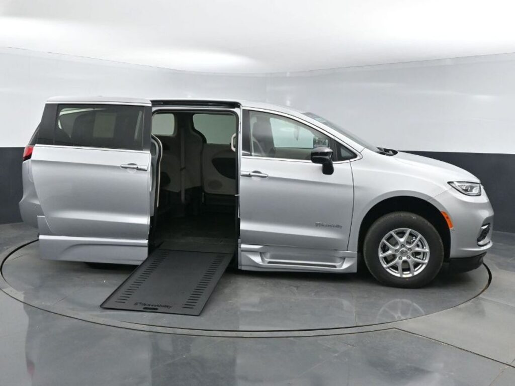Silver Chrysler Pacifica with BraunAbility Side Entry Automatic In Floor conversion