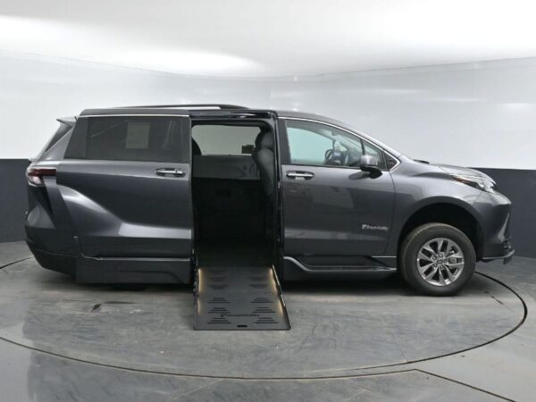 Grey Toyota Sienna with BraunAbility Side Entry Automatic Fold Out conversion