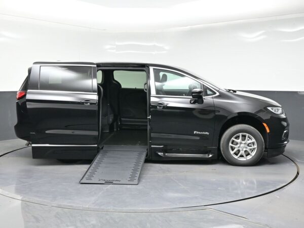 Black Chrysler Pacifica with BraunAbility Side Entry Automatic In Floor conversion
