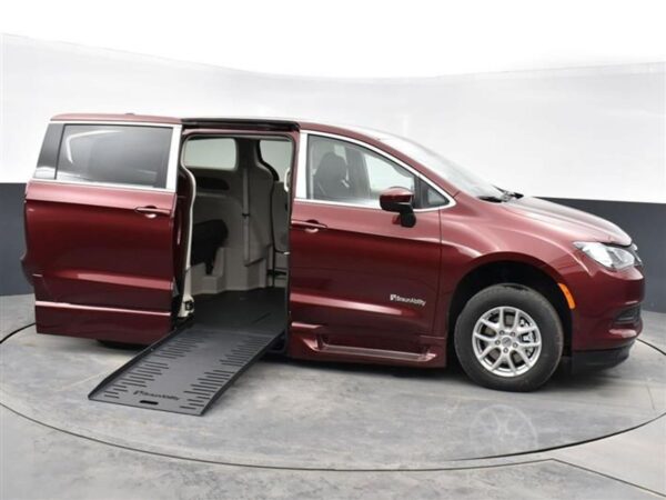 Red Chrysler Voyager with BraunAbility Side Entry Automatic Fold Out conversion