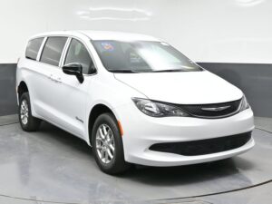 White Chrysler Voyager with BraunAbility Rear Entry Manual Fold Out conversion