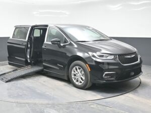 Black Chrysler Pacifica with BraunAbility Side Entry Automatic Fold Out conversion