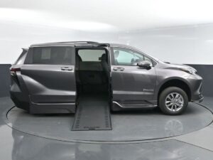 Grey Toyota Sienna with BraunAbility Side Entry Automatic In Floor conversion