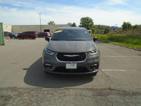 Grey Chrysler Pacifica with BraunAbility Side Entry Automatic Fold Out conversion