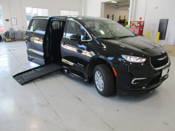 Black Chrysler Pacifica with BraunAbility Side Entry Automatic Fold Out conversion