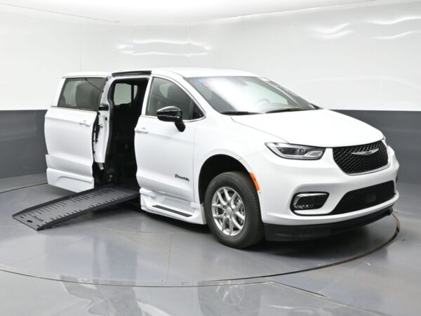 White Chrysler Pacifica with BraunAbility Side Entry Automatic Fold Out conversion