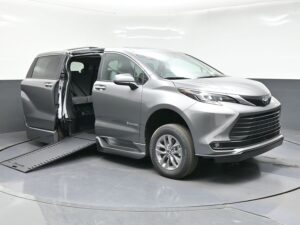 Grey Toyota Sienna with BraunAbility Side Entry Automatic In Floor conversion