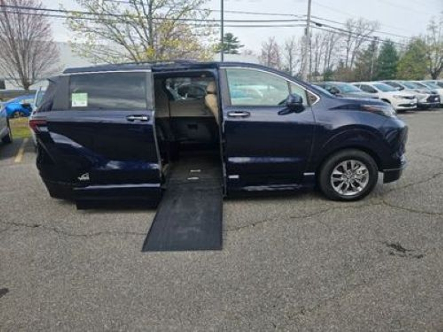 Blue Toyota Sienna with Vantage Mobility Side Entry Automatic In Floor conversion