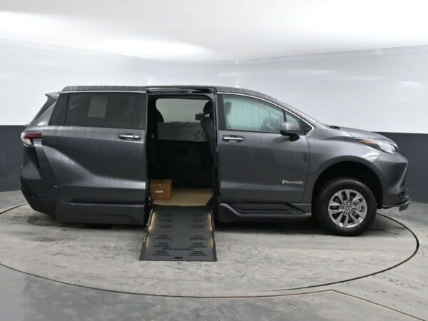 Magnetic Gray Toyota Sienna with BraunAbility Side Entry Automatic Fold Out conversion
