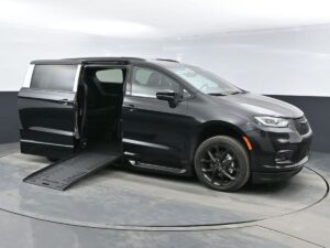 Black Chrysler Pacifica with BraunAbility Side Entry Automatic Fold Out conversion