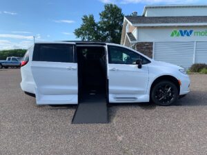 White Chrysler Pacifica with Vantage Mobility Side Entry Automatic In Floor conversion