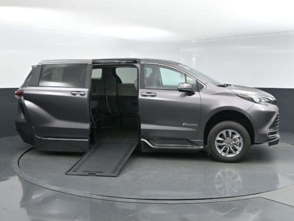 Grey Toyota Sienna with BraunAbility Side Entry Automatic In Floor conversion