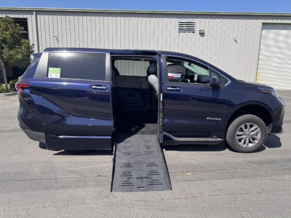 Blue Toyota Sienna with BraunAbility Side Entry Automatic Fold Out conversion