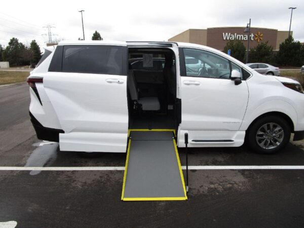 White Toyota Sienna with Vantage Mobility Side Entry Manual Fold Out conversion