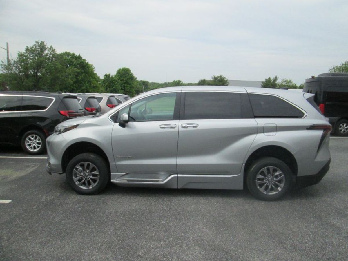 Silver Toyota Sienna with BraunAbility Side Entry Automatic Fold Out conversion