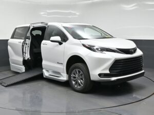 White Toyota Sienna with BraunAbility Side Entry Automatic In Floor conversion