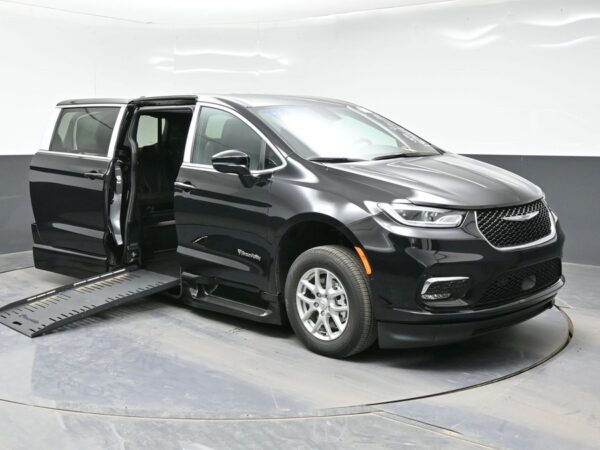 Black Chrysler Pacifica with BraunAbility Side Entry Automatic Fold Out conversion