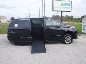 Black Toyota Sienna with BraunAbility Side Entry Automatic Fold Out conversion