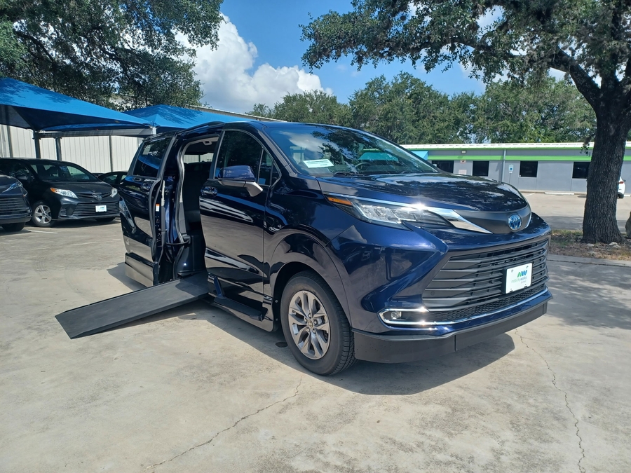 Blue Toyota Sienna with Vantage Mobility Side Entry Automatic In Floor conversion