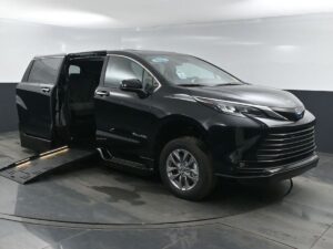 Black Toyota Sienna with BraunAbility Side Entry Automatic Fold Out conversion